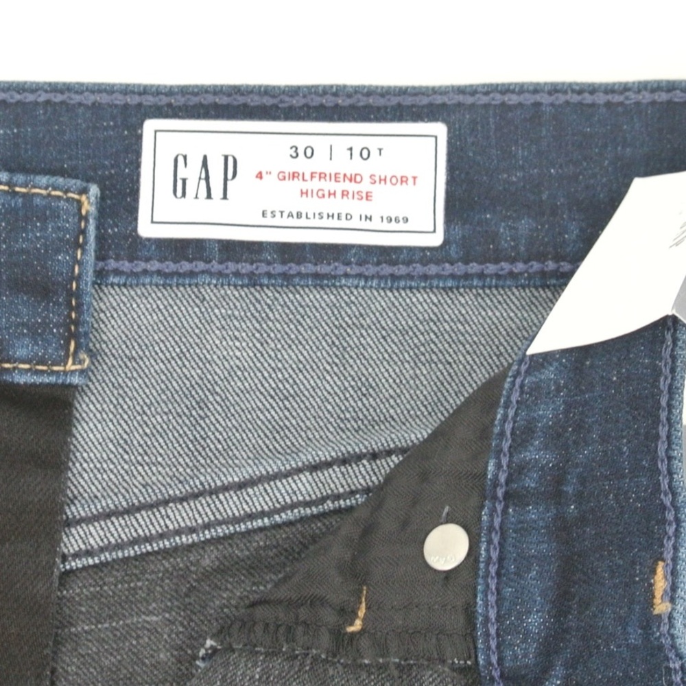 GAP ✨NWT✨High Waist 4” Girlfriend‎ Short 🖤Black & Dark Denim💙 - Picture 2 of 6